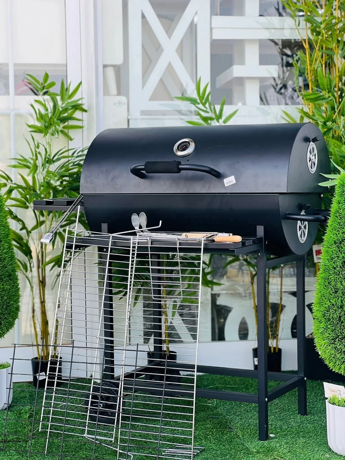 شواية فحم خارجية مع ميزان حرارة | Outdoor Charcoal BBQ Grill with Thermometer