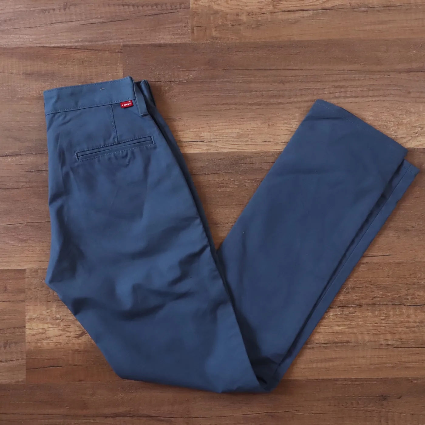 Levi’s بنطرون نساءي