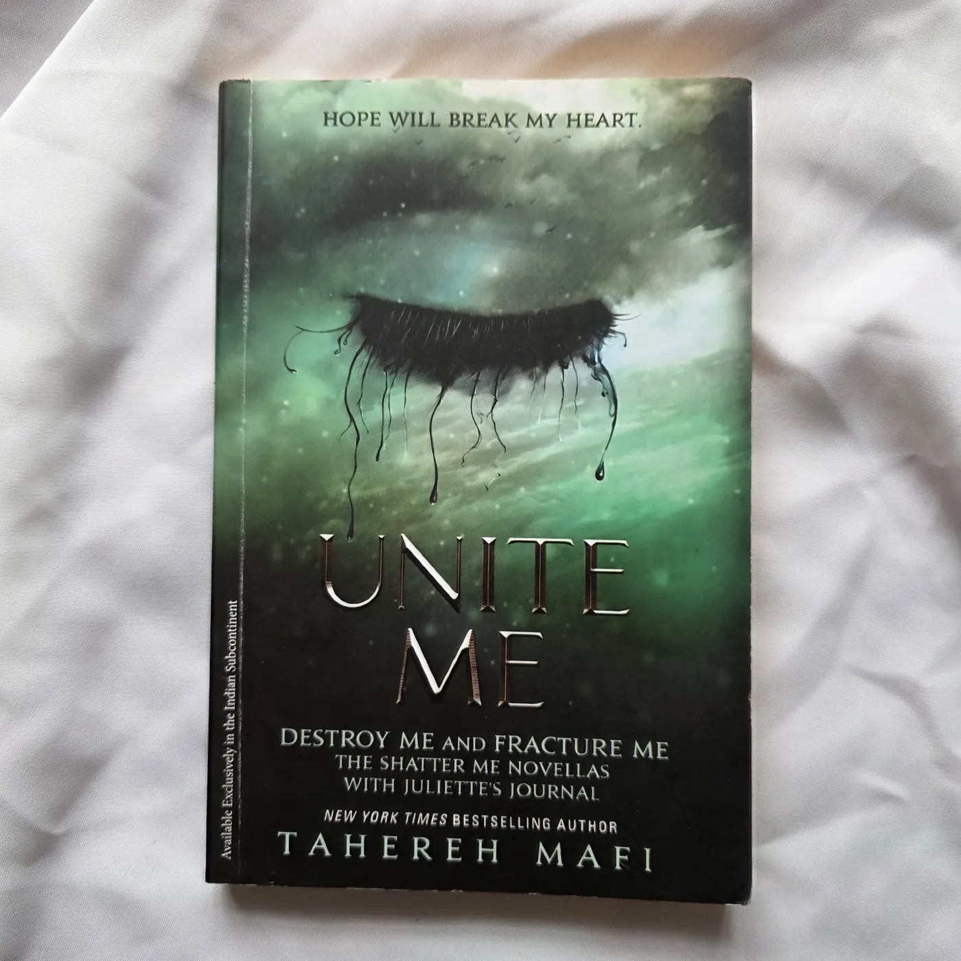 كتاب Unite Me لـ تاهيرا مافي | Unite Me Book by Tahereh Mafi