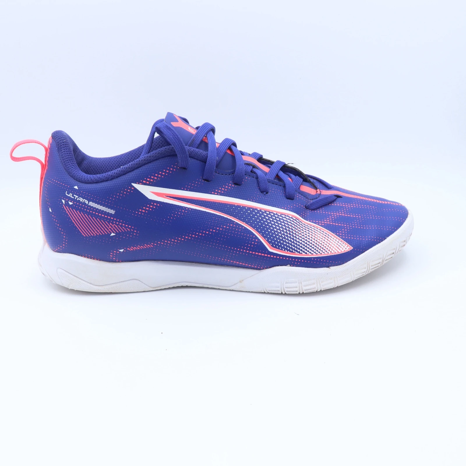 حذاء بوما ألترا رياضي | Puma Ultra Athletic Shoe