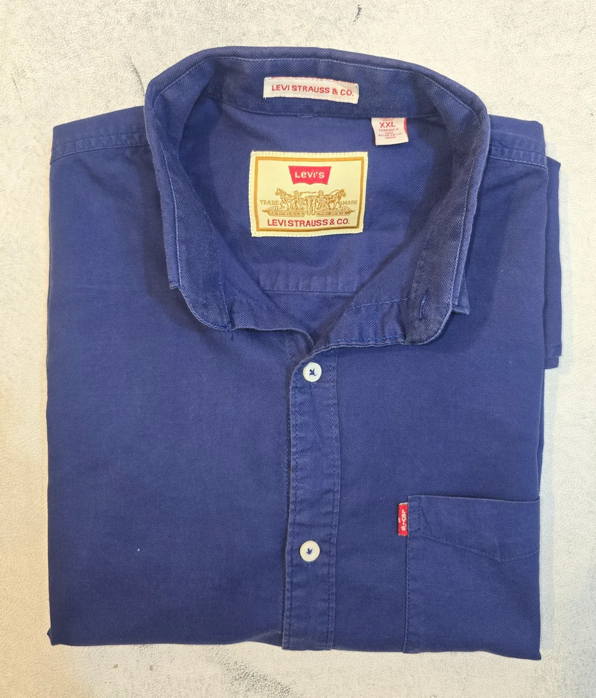 قميص ليڤايز رجالي أزرق قياس XXL