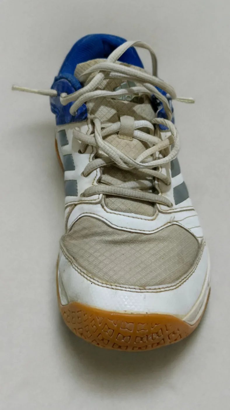 حذاء رياضي أديداس | Adidas Athletic Shoe
