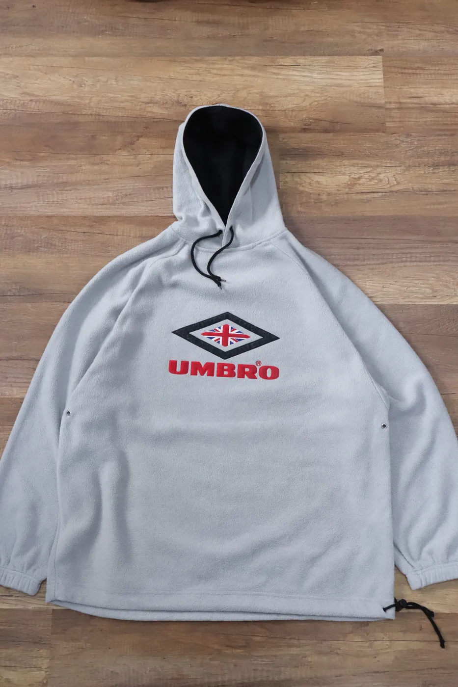 هودي UMBRO رصاصي فاتح