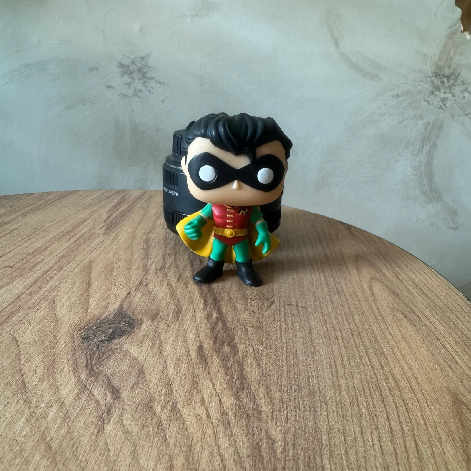 مجسم روبن فنكو بوب | Robin Funko Pop Figure
