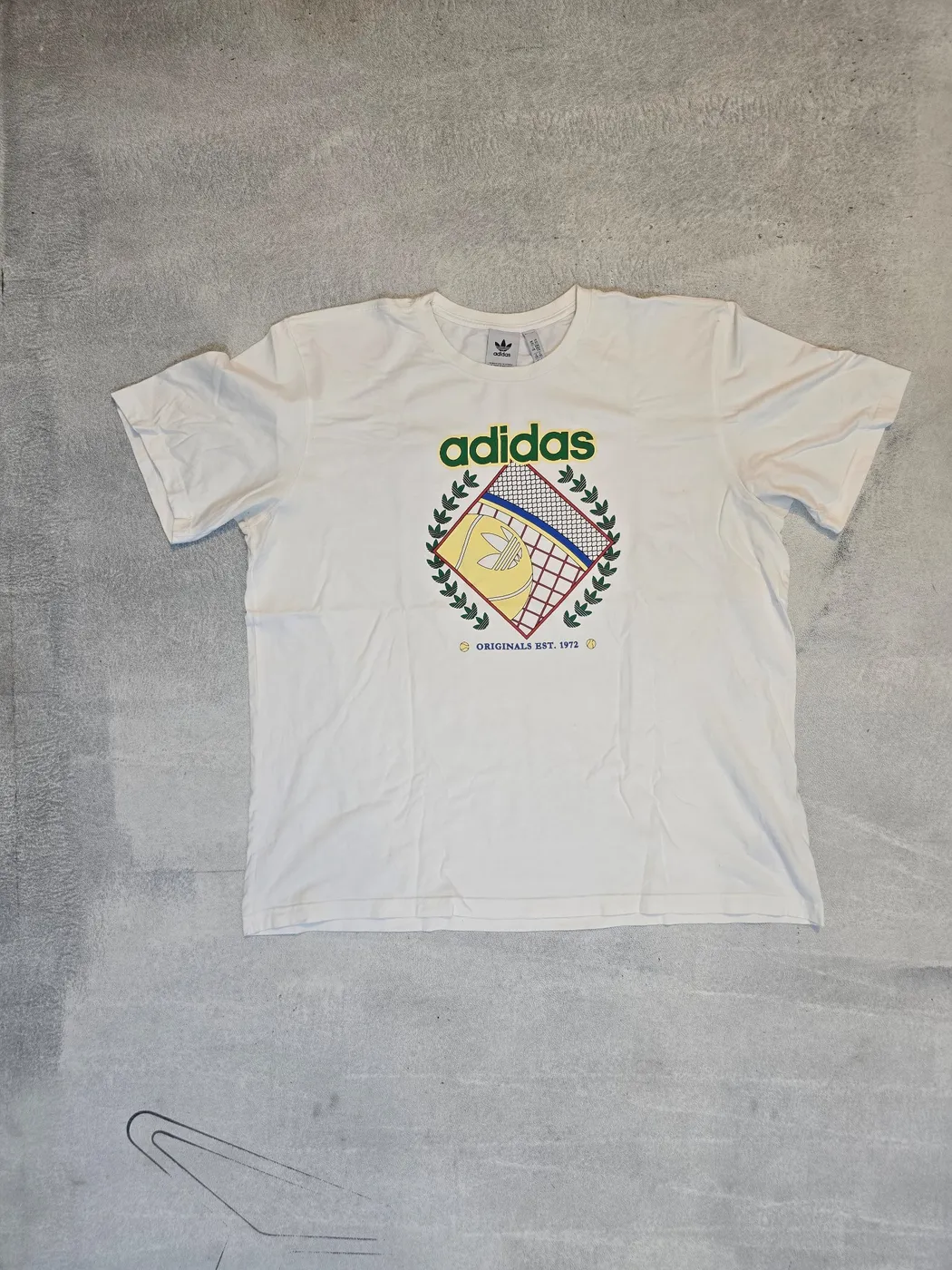 تيشيرت adidas Originals Vintage - صورة 3