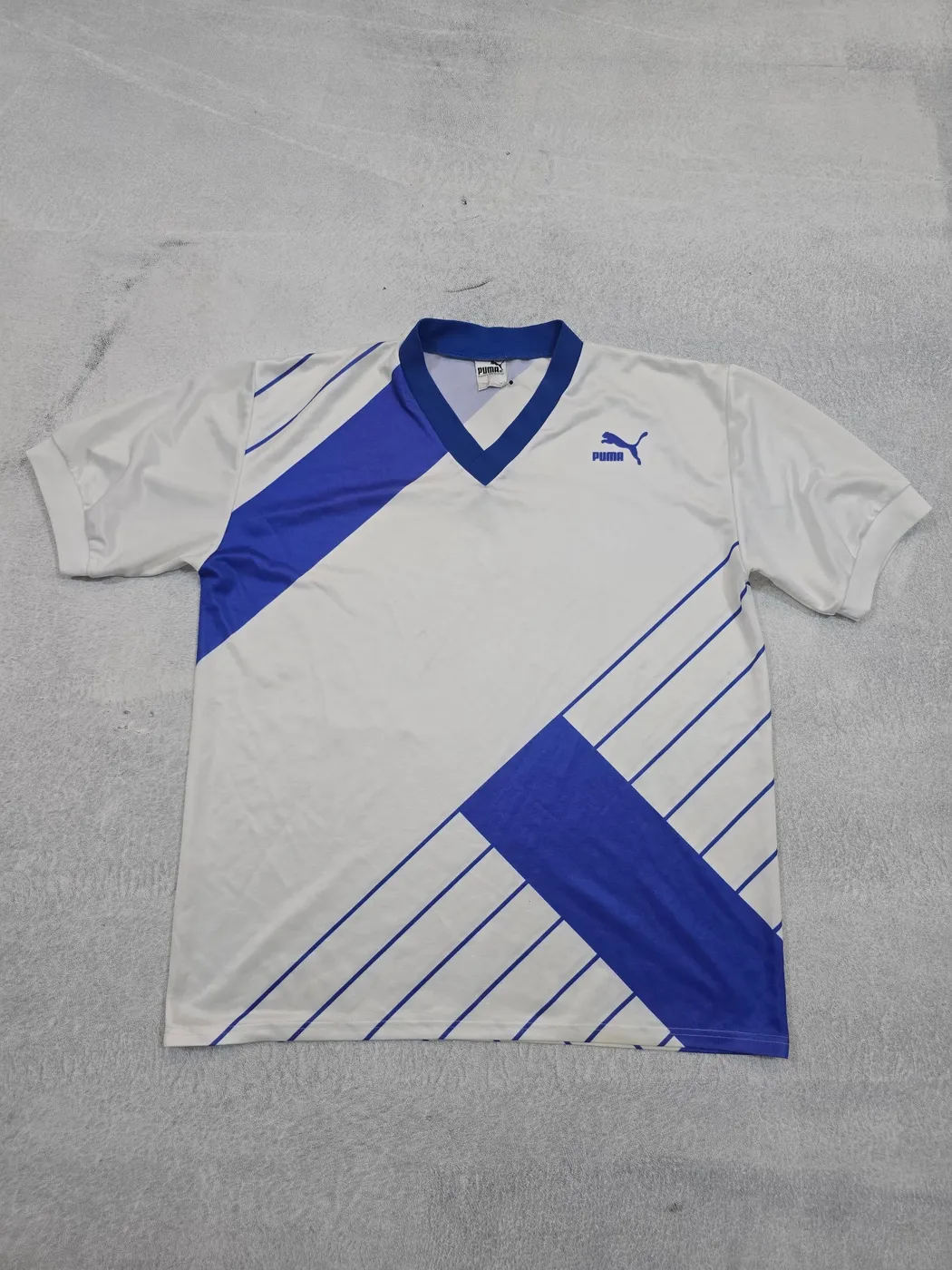 دريس رياضي من شركة Puma