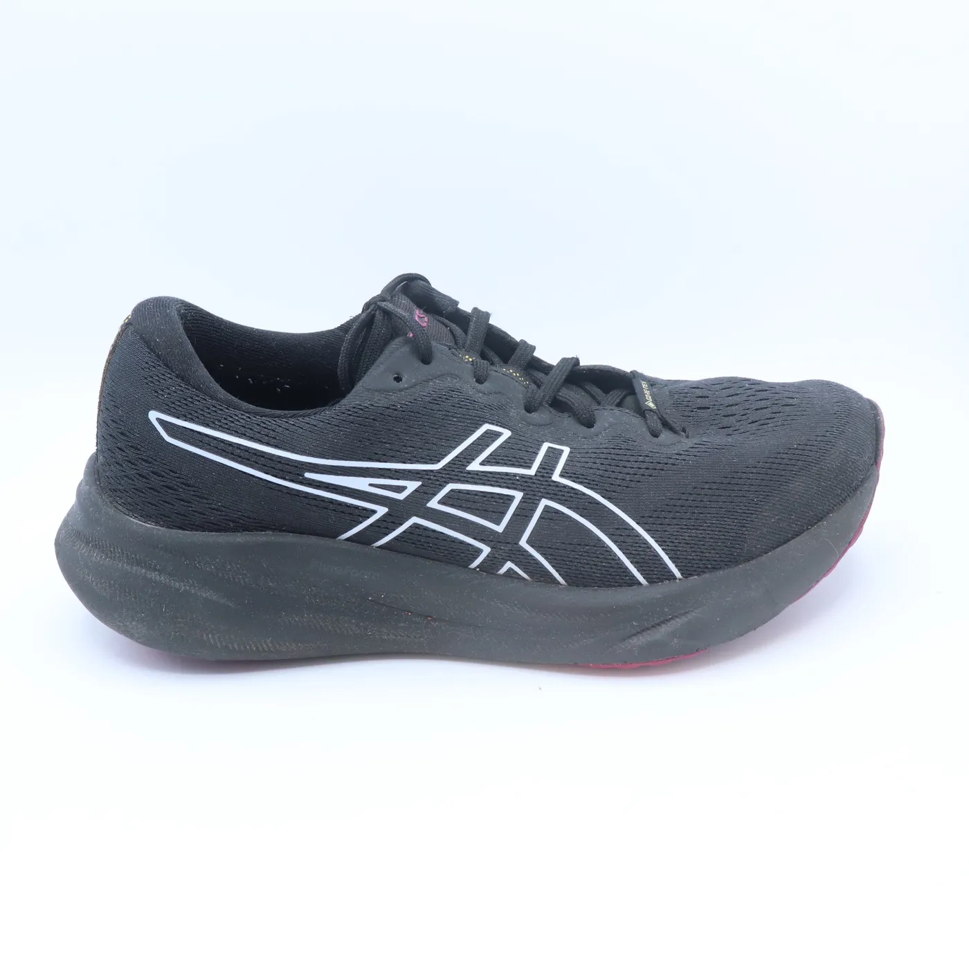 حذاء رياضي أسيكس أسود | ASICS Black Running Shoe