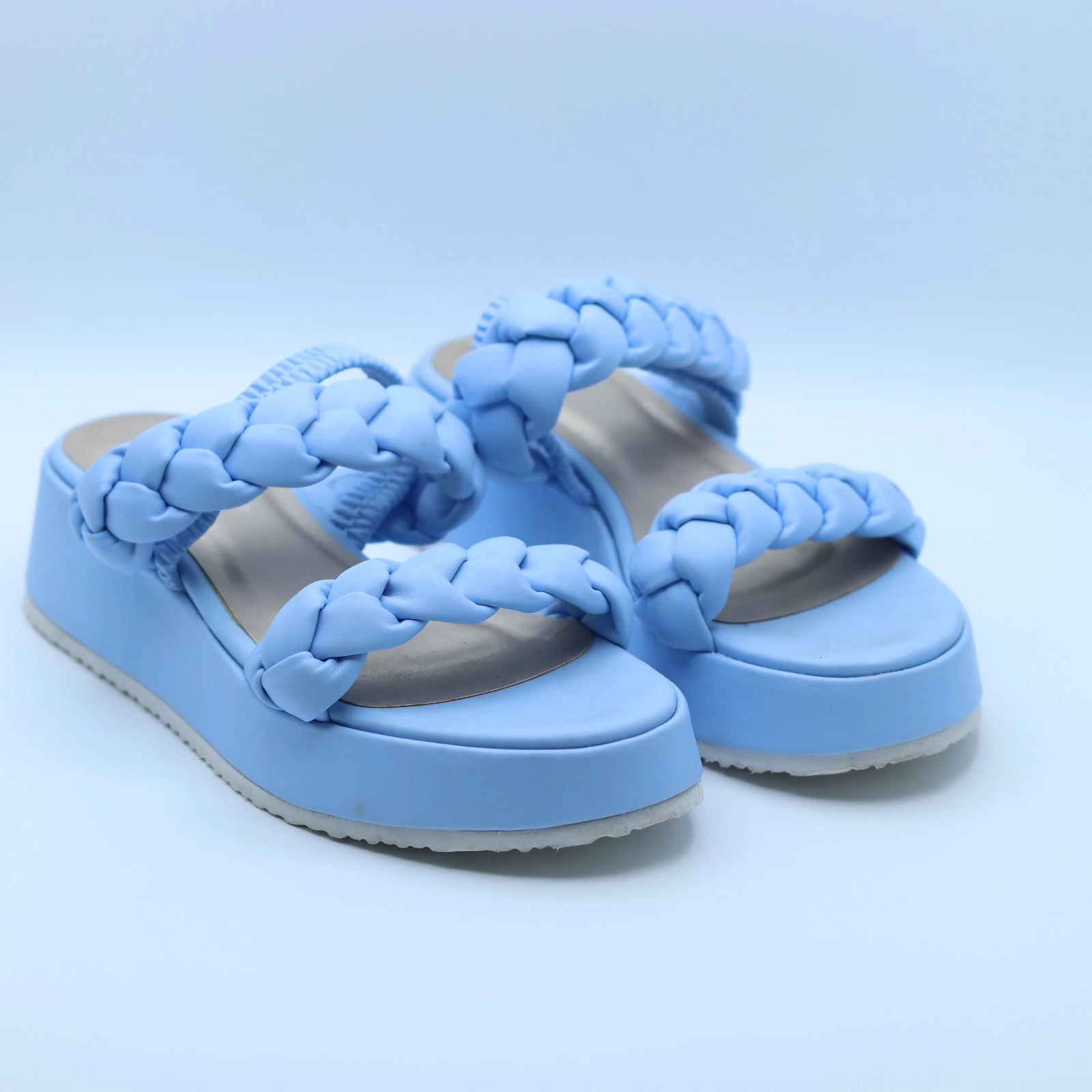صندل نسائي أزرق فاتح مضفر | Light Blue Braided Women's Sandals