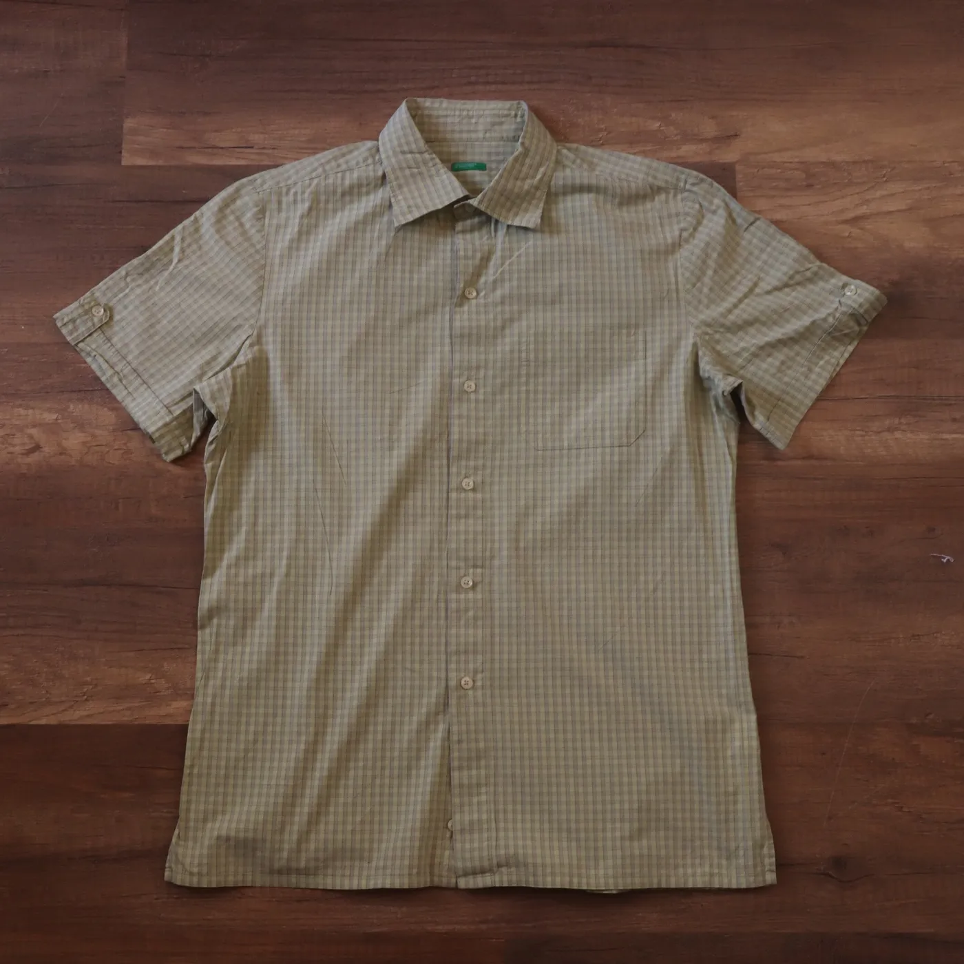 قميص رجالي بنمط مربعات من بينيتون | Men's Checked Shirt by Benetton