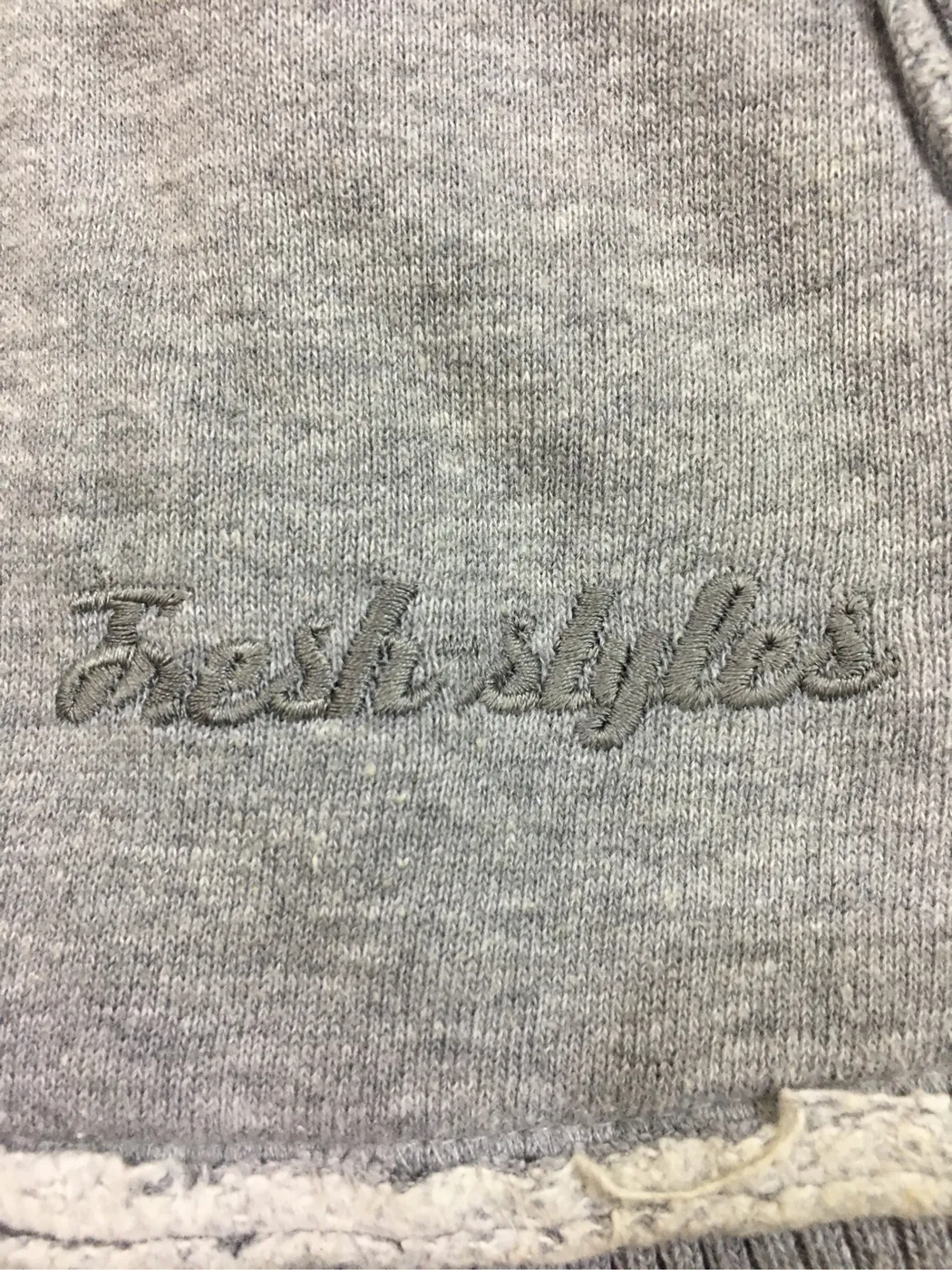 هودي بسحاب لون رمادي | Grey Zippered Hoodie - صورة 5