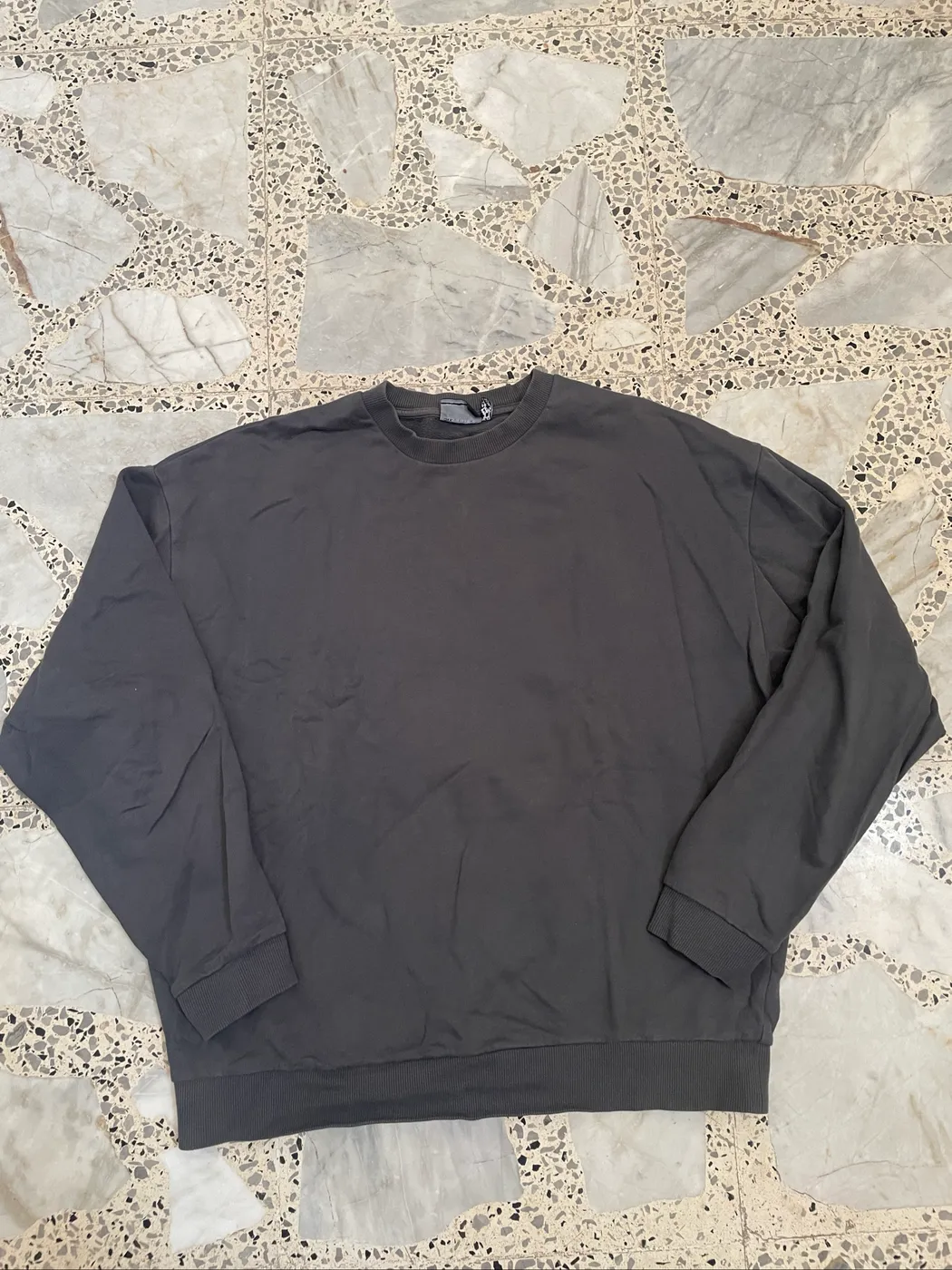 بلوز من ماركة ASOS DESIGN