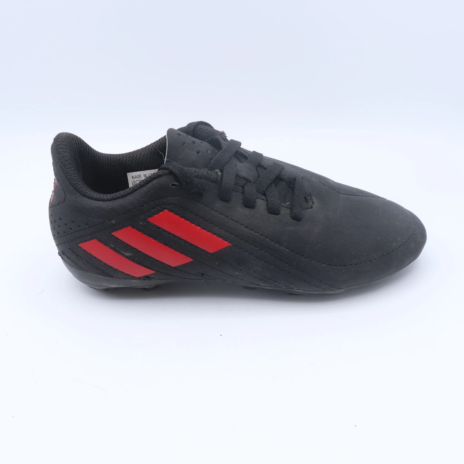 قايس ٣٢ حذاء كرة قدم أديداس | Adidas Football Boots