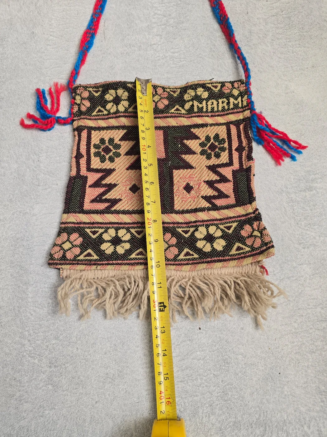 حقيبة كتف منسوجة يدويا بنقوش تراثية | Traditional Pattern Woven Shoulder Bag
