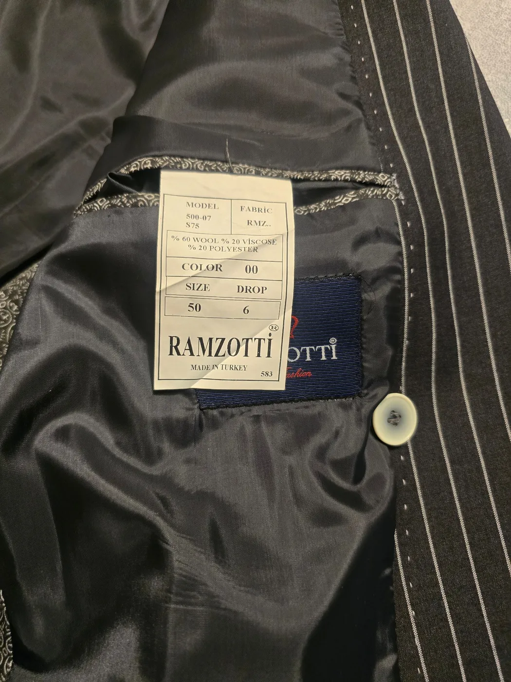 بدلة رجالية RAZZOTTI مخططة - صورة 2