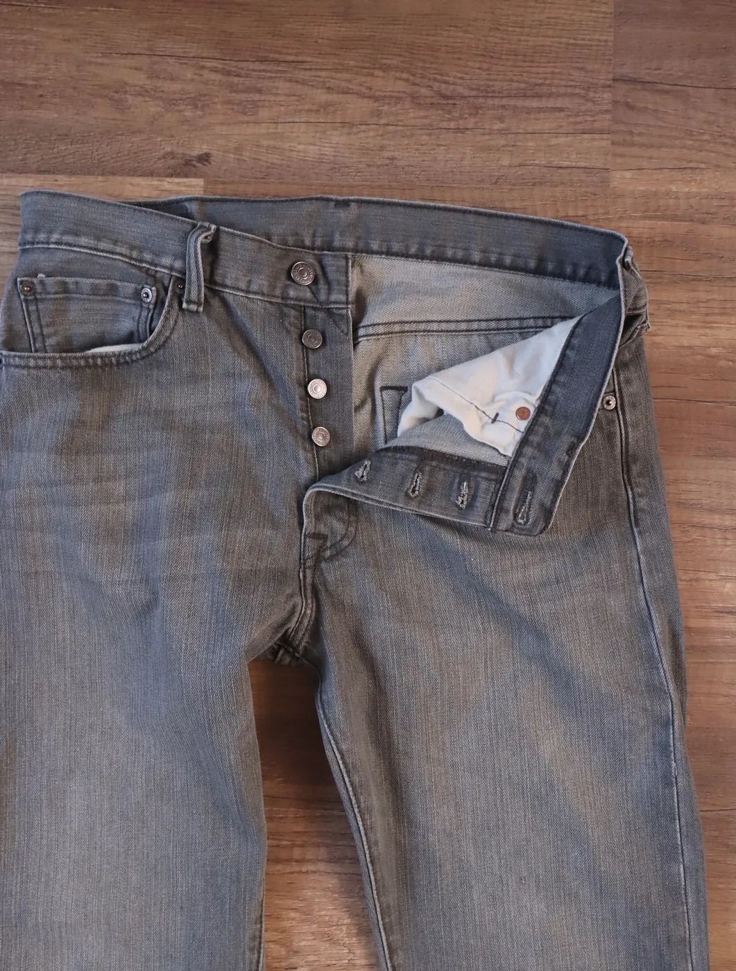 بنطرون جينز Levi's مقاس W32 L32 - صورة 5