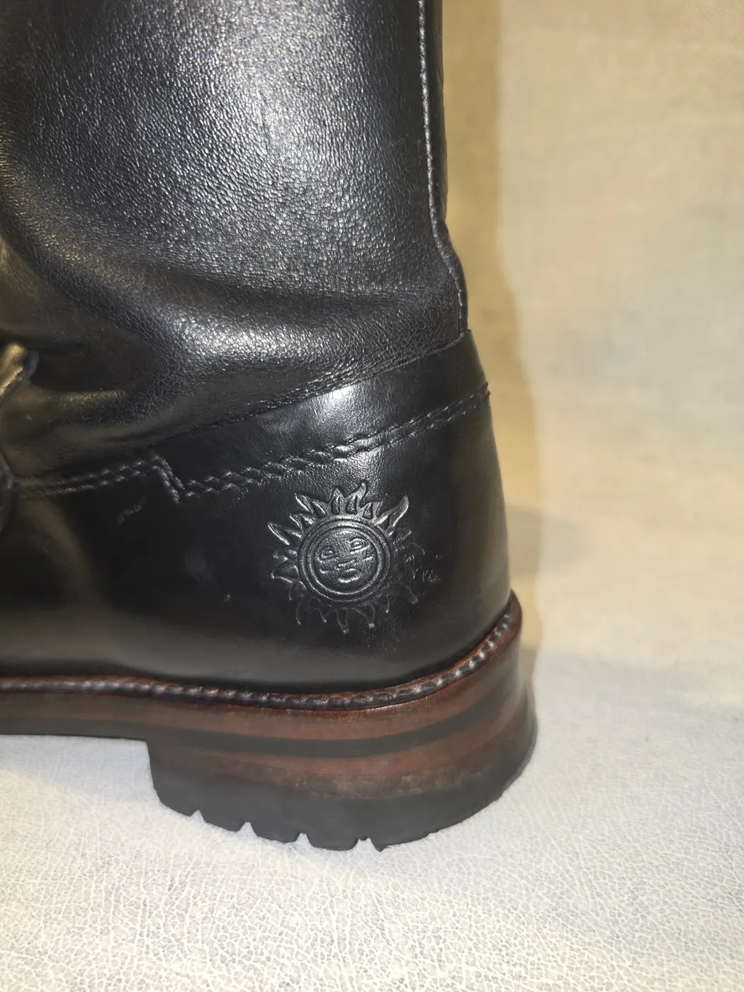 حذاء بوت جلد أسودVintage مكسيكي من  Muro Shoes - صورة 4