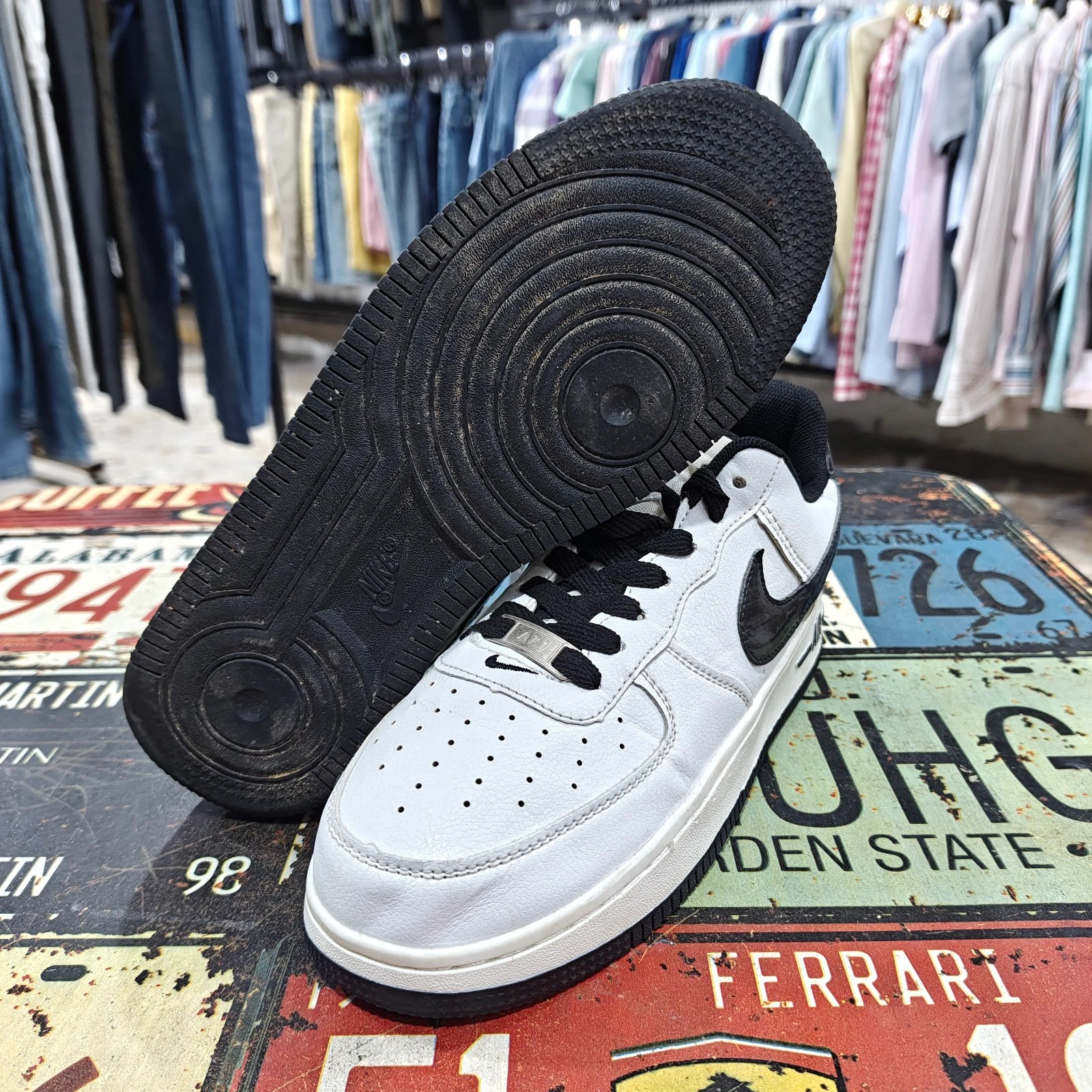حذاء نايكي اير فورس 1 | Nike Air Force 1 Sneaker