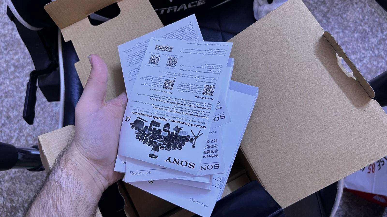Sony A7 III مع عدستين