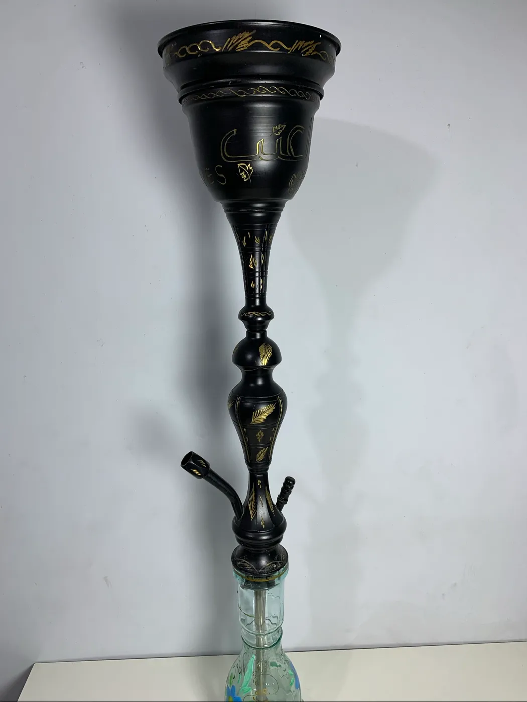 نارجيلة لون أسود وذهبي | Black and Gold Hookah