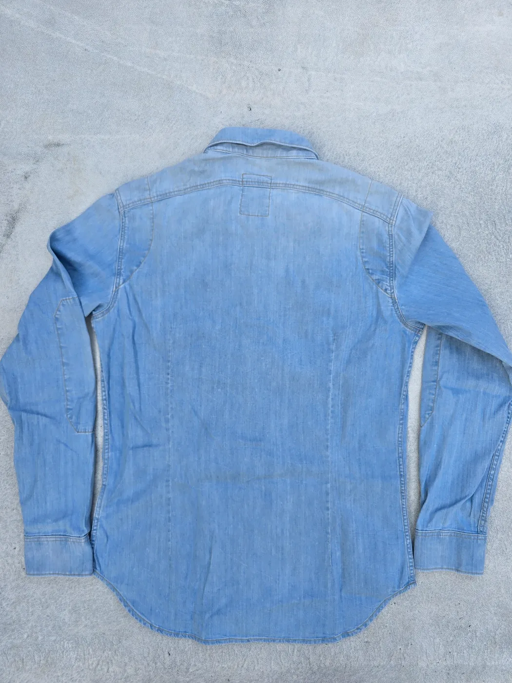 قميص جينز G-STAR RAW رجالي - صورة 2