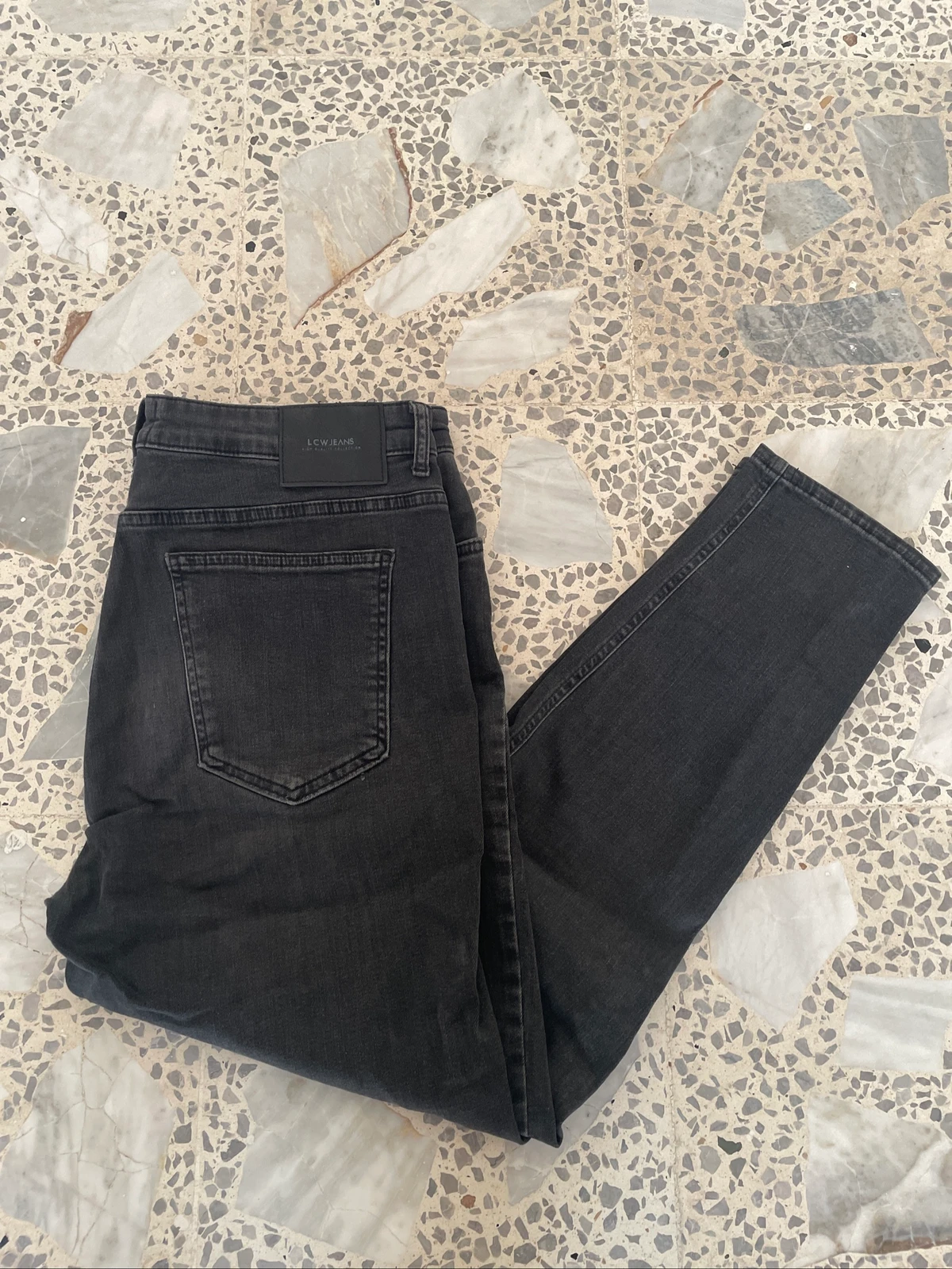 بنطرون جينز اسود من ماركة LCW Jean