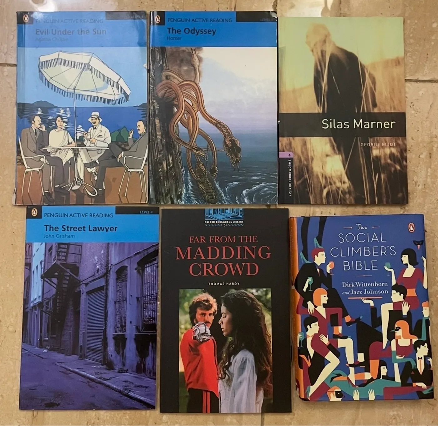 ٣٢ كتاب