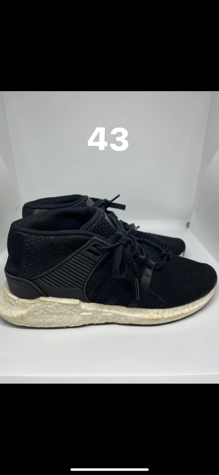 حذاء رياضي أديداس أسود | Black Adidas Athletic Shoes