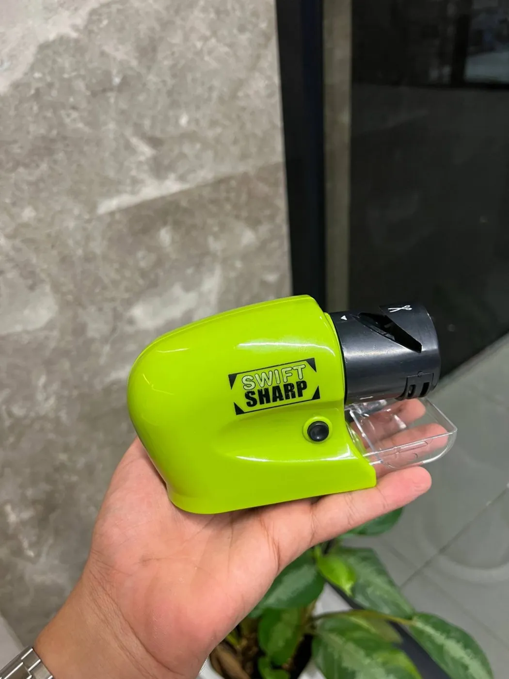 مبراة سكاكين كهربائية SWIFT SHARP - صورة 4