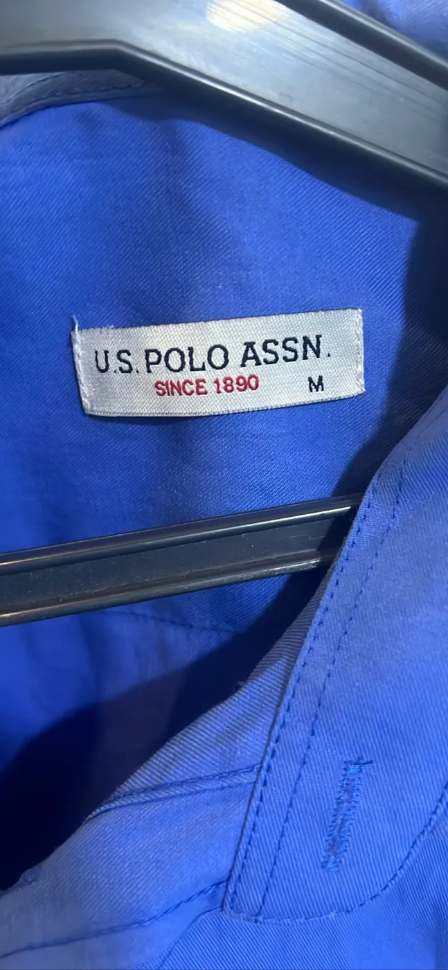 قميص U.S. Polo Assn. أزرق مقاس M - صورة 2