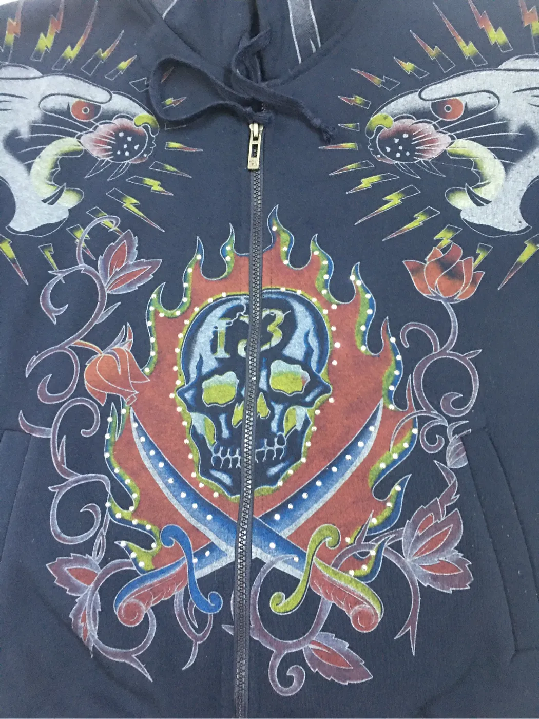 هودي Ed Hardy بتصميم مميز - صورة 3