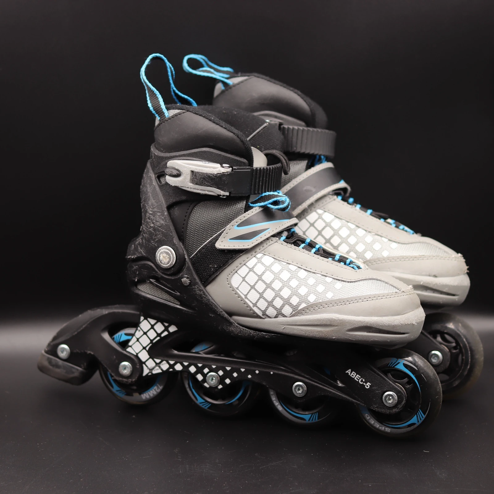 حذاء تزلج (باتيناج) | Inline Skates (Rollerblades)