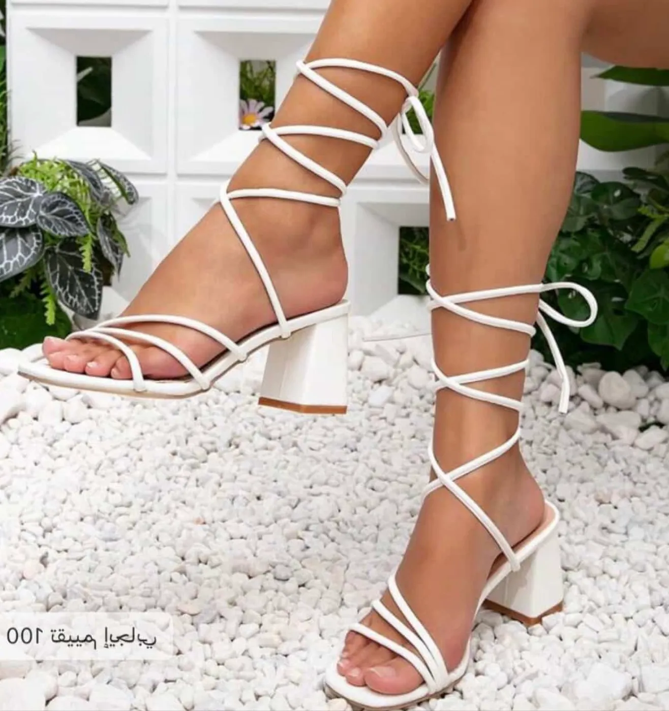 صندل نسائي أبيض برباط وكعب عريض | White Women's Lace-Up Block Heel Sandals
