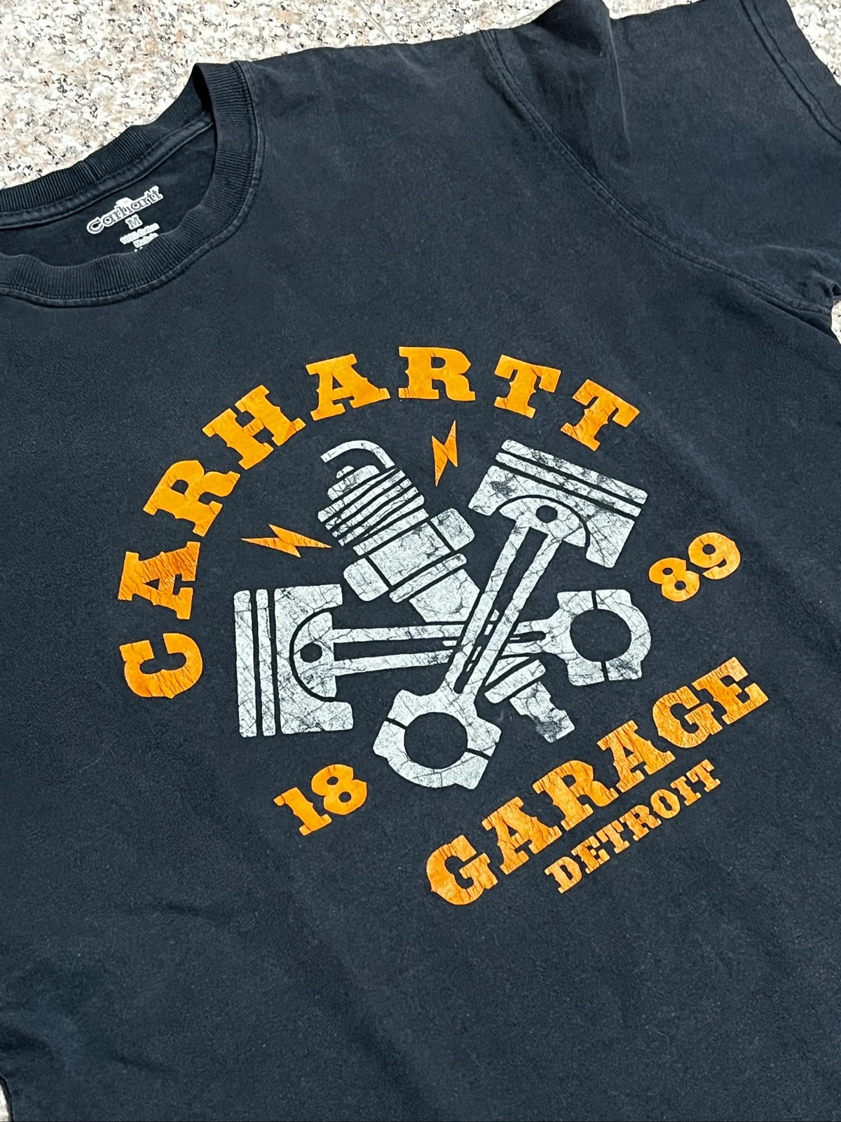 تي شيرت كارهارت كراج ديترويت | Carhartt Garage Detroit T-Shirt
