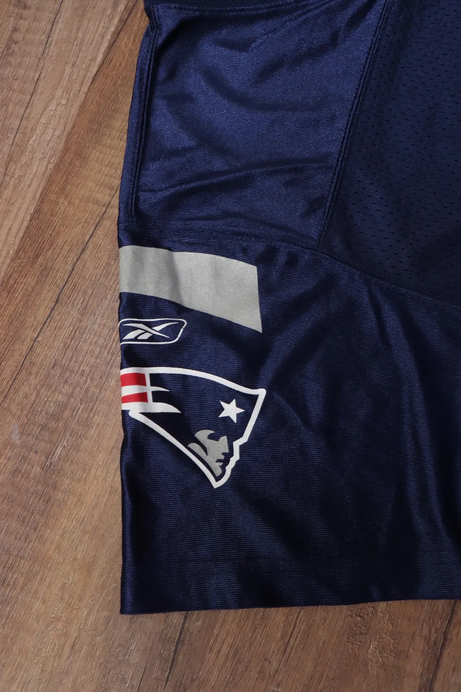 تيشيرت رياضي ريبوك NFL برادي مقاس XL - صورة 5