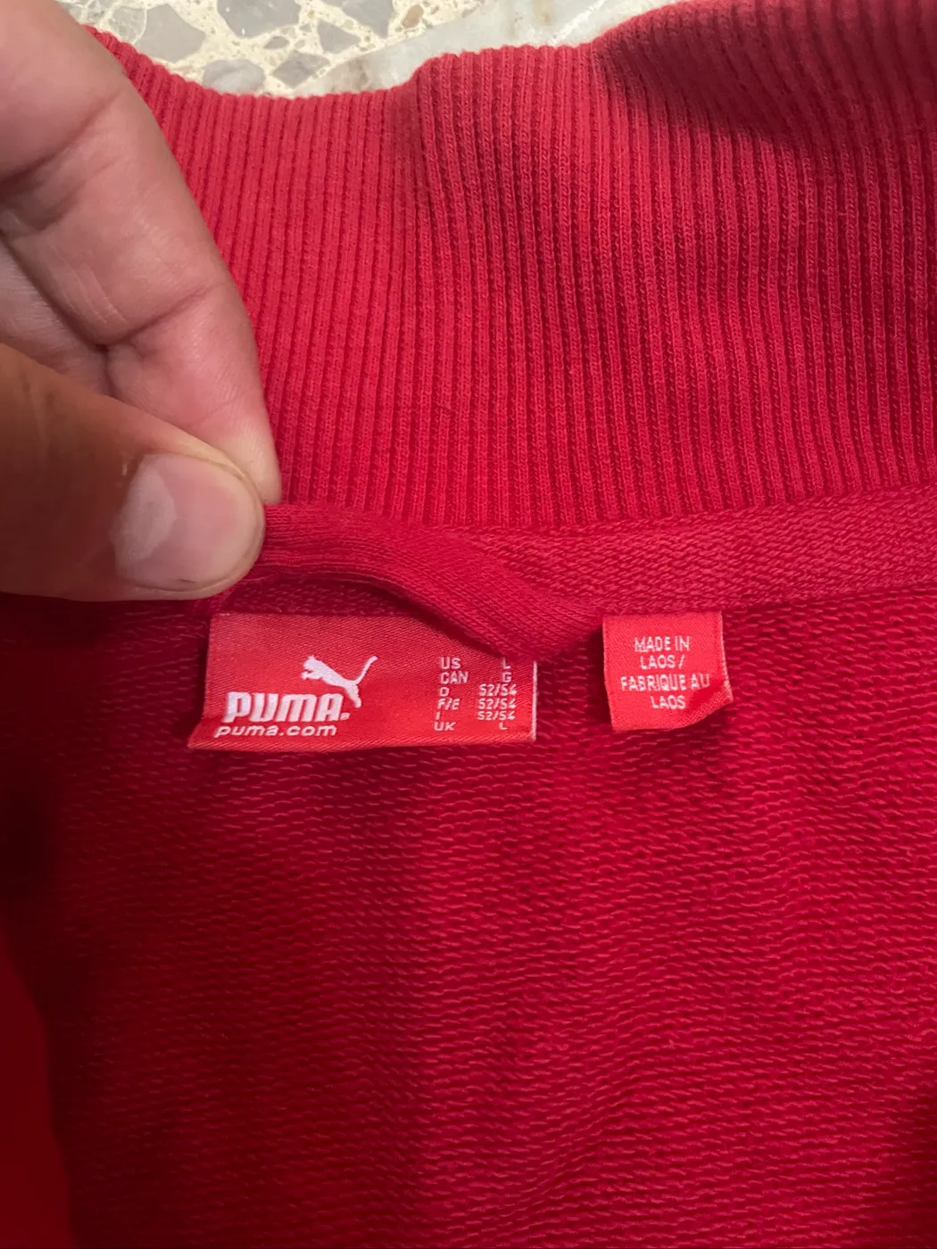 سترة رياضية حمراء بسحاب كامل من ماركة بوما (PUMA
