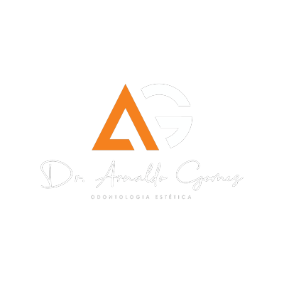 Logotipo da empresa COI - CENTRO DE ORTODONTIA E IMPLANTE