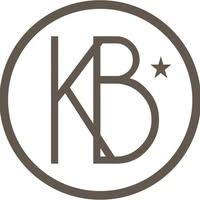 Logotipo da empresa KATHERY MAQUIAGENS E SOBRANCELHAS