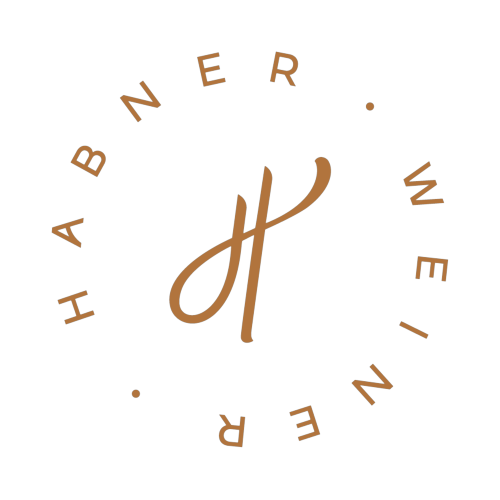 Logotipo da empresa H W FOTOGRAFIA LTDA
