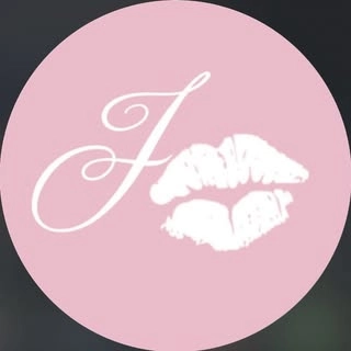 Logotipo da empresa JULYANE MAGALHAES SILVA