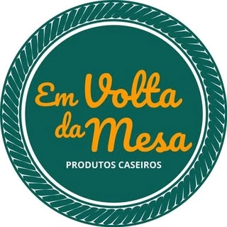 Logotipo da empresa EM VOLTA DA MESA