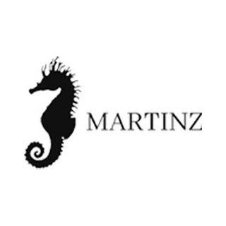 Logotipo da empresa MARTINZ INDUSTRIA E COMERCIO DE JALECOS E UNIFORMES LTDA
