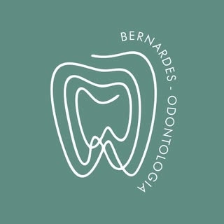 Logotipo da empresa BERNARDES ODONTOLOGIA