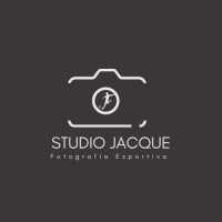 Logotipo da empresa JACQUE SIQUEIRA STUDIO BEAUTY