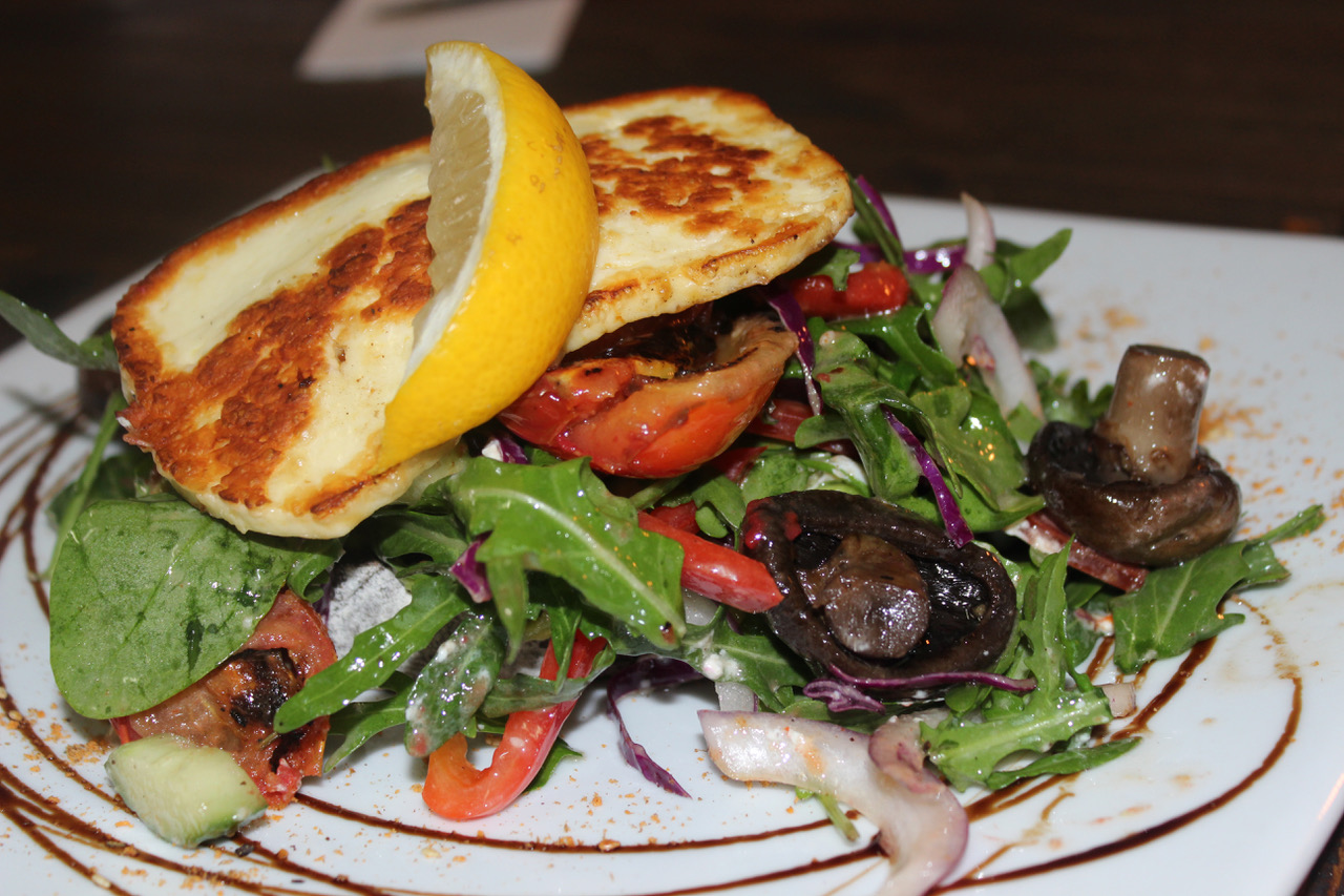 Cafe 7 Paradise Point