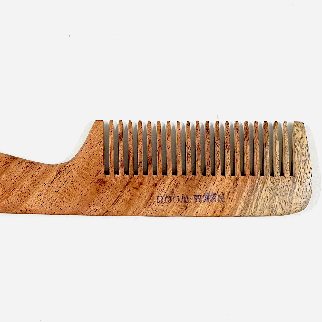 Neem wood Comb (With handle)