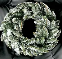 Вінок новорічний різдвяний Elegant із штучної хвої d-50 см зелений з білими кінчиками