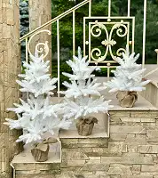 Ялинка Classic лита 70см в мішковині біла