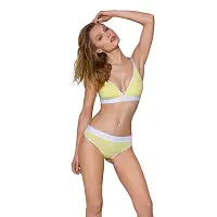 Спортивні трусики-стрінги Passion PS007 PANTIES XL, yellow