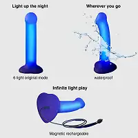 Дилдо, що світиться Strap-On-Me Glow-LED Dildo Purple - M