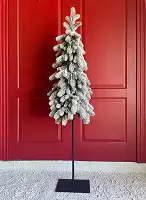 Ялинка HVOYA Style Lux вузька лита на високому металевому стовбурі - підставці 160 см засніжена